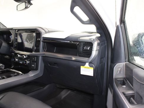 New 2025 Ford F150 Lariat w/ Equipment Group 502A High image 30