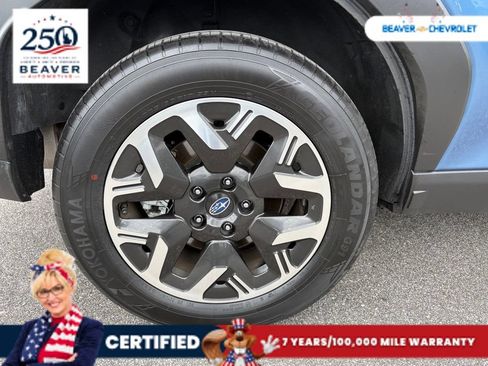 Used 2025 Subaru Forester AWD/4WD image 10