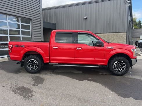 Used 2020 Ford F150 XLT w/ Equipment Group 302A Luxury AWD/4WD image 4