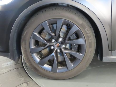 Used 2023 Tesla Model X AWD/4WD image 11