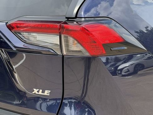 Used 2024 Toyota RAV4 XLE FWD image 7
