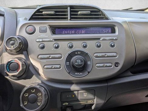 Used 2013 Honda Fit image 10