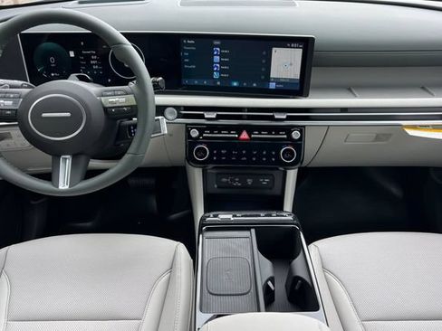 New 2026 Hyundai Tucson Limited AWD/4WD image 12
