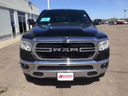 Used 2019 RAM 1500 Big Horn AWD/4WD image 3