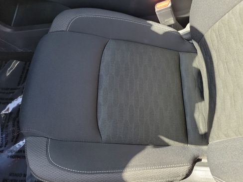 Used 2024 Nissan Pathfinder SV image 24