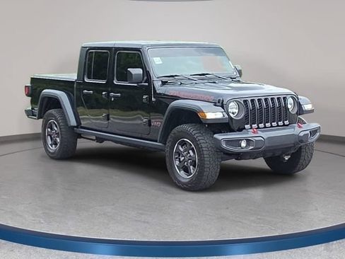 Used 2022 Jeep Gladiator Rubicon w/ Trailer Tow Package AWD/4WD image 3