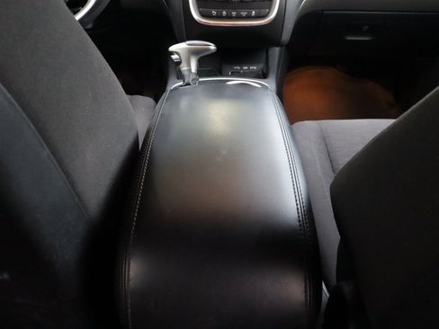 Used 2020 Dodge Durango SXT image 25