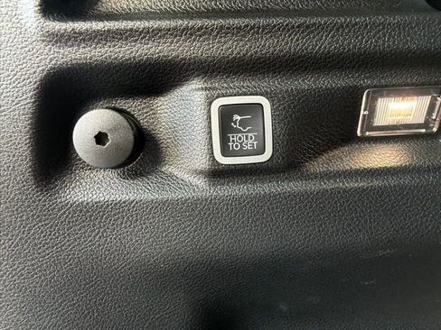 Used 2021 Jeep Grand Cherokee L Limited image 45