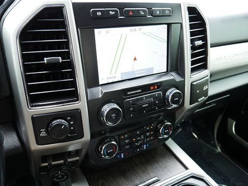 Used 2021 Ford F350 Lariat AWD/4WD image 36
