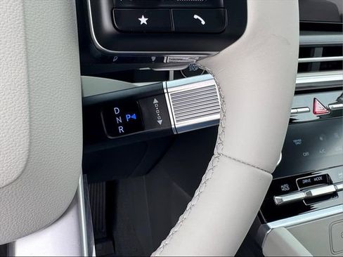 New 2026 Hyundai Santa Fe SE image 18