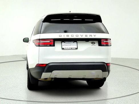 Used 2018 Land Rover Discovery HSE AWD/4WD image 6