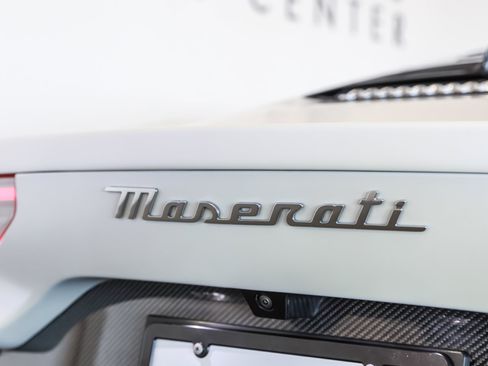 Used 2022 Maserati MC20 Coupe RWD image 35