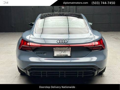 Used 2023 Audi e-tron GT Premium Plus w/ Performance Package image 5