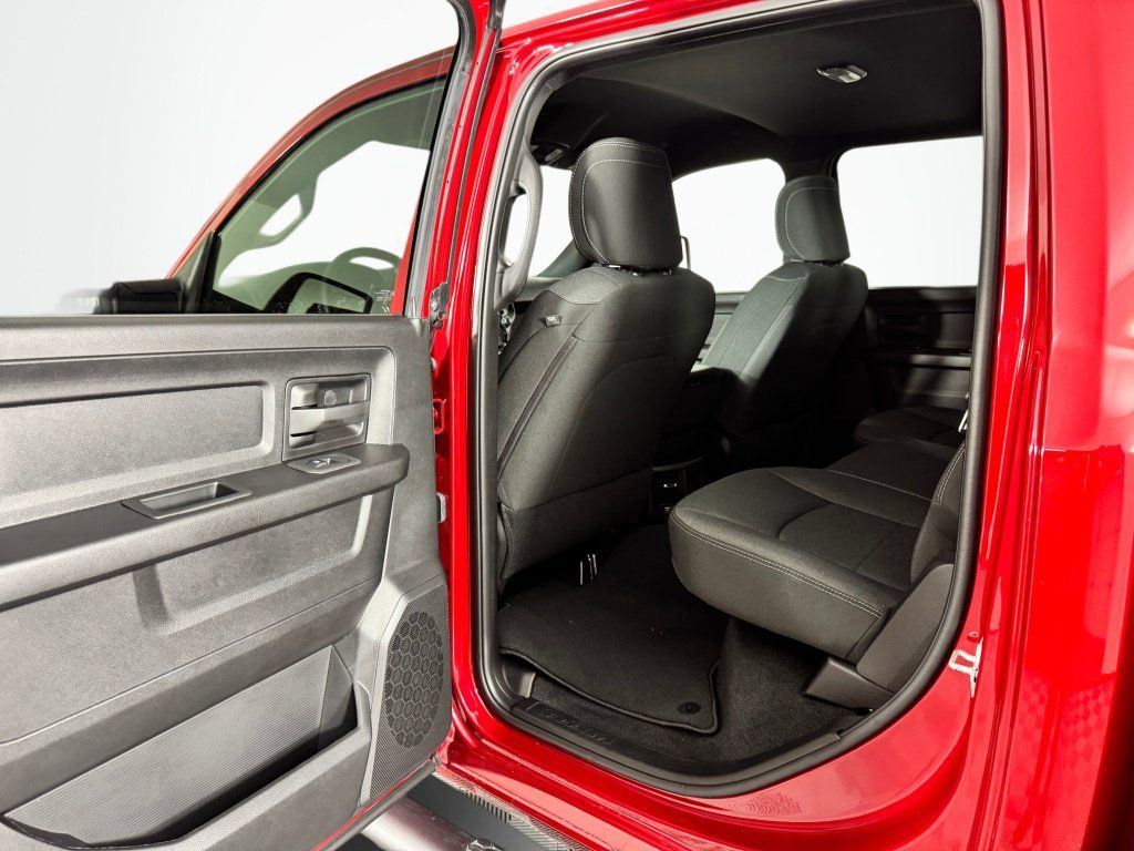 New 2026 RAM 2500 Tradesman AWD/4WD image 34