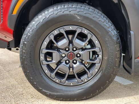 Used 2022 Nissan Frontier PRO-4X w/ Pro-4X Premium Package AWD/4WD image 20