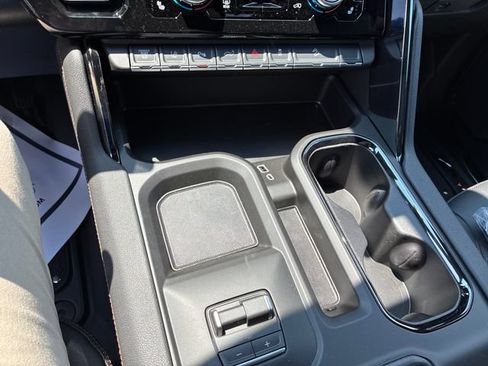 New 2026 GMC Sierra 2500 AT4 w/ AT4 Premium Plus Package AWD/4WD image 16