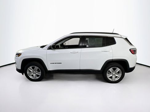Used 2022 Jeep Compass Latitude AWD/4WD image 8