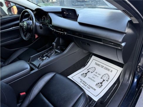 Used 2021 MAZDA MAZDA3 s image 29