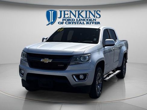 Used 2017 Chevrolet Colorado Z71 image 2