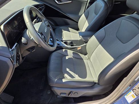 Used 2023 Kia Niro Wind FWD image 10