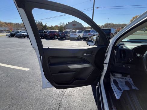 Used 2018 Chevrolet Colorado ZR2 w/ LPO, Premium Interior Package image 7