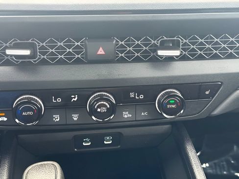 Used 2023 Honda Accord EX image 10