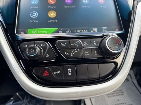 Used 2018 Chevrolet Bolt Premier w/ Driver Confidence II Package image 26