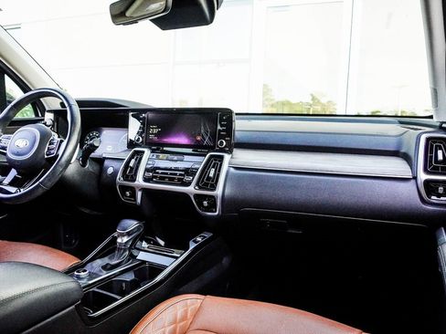 Used 2021 Kia Sorento SX Prestige image 17