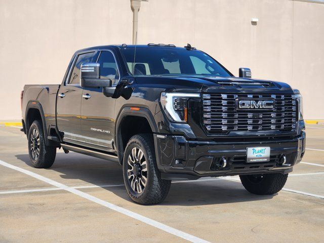 Used 2025 GMC Sierra 2500 Denali Ultimate AWD/4WD image 3