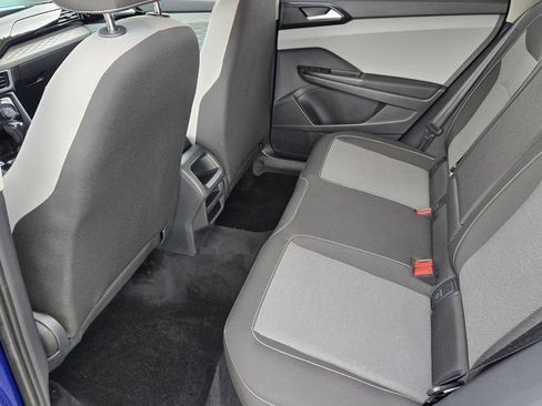 Certified 2023 Volkswagen Taos S FWD image 12