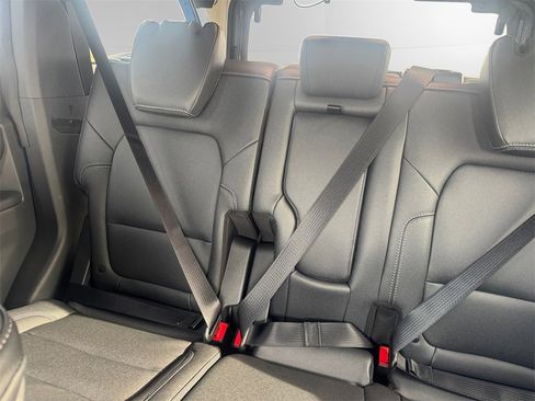 New 2025 Ford Bronco Badlands image 13