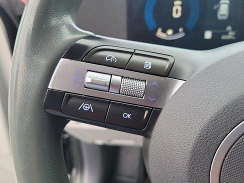 Used 2025 Hyundai Kona SE image 23