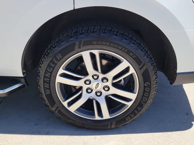 Used 2023 Ford Expedition XLT AWD/4WD image 15