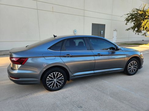 Used 2020 Volkswagen Jetta SE image 30