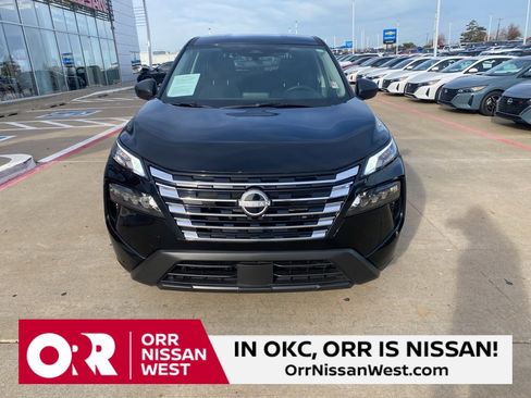 Used 2026 Nissan Rogue S image 8
