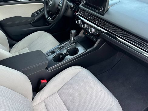Used 2023 Honda Civic EX image 19