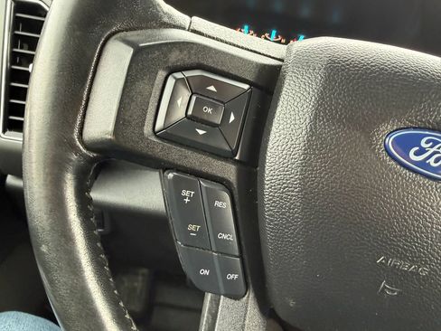 Used 2018 Ford F150 XLT w/ Equipment Group 302A Luxury image 41