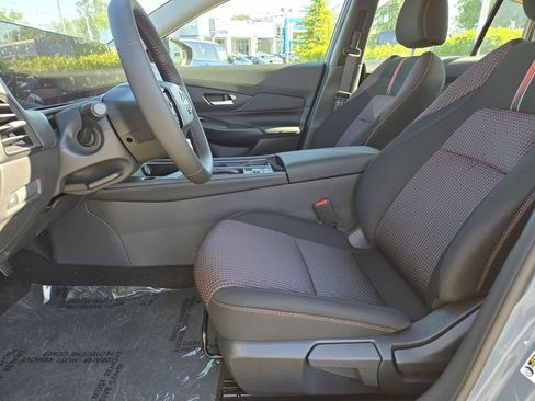 New 2026 Nissan Sentra SR FWD image 13