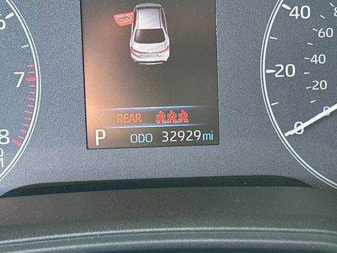 Used 2024 Toyota Corolla LE image 21