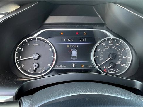 Used 2019 Nissan Murano S AWD/4WD image 13