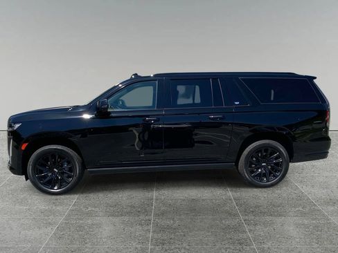 Certified 2023 Cadillac Escalade ESV Sport w/ LPO, ONYX Package AWD/4WD image 2