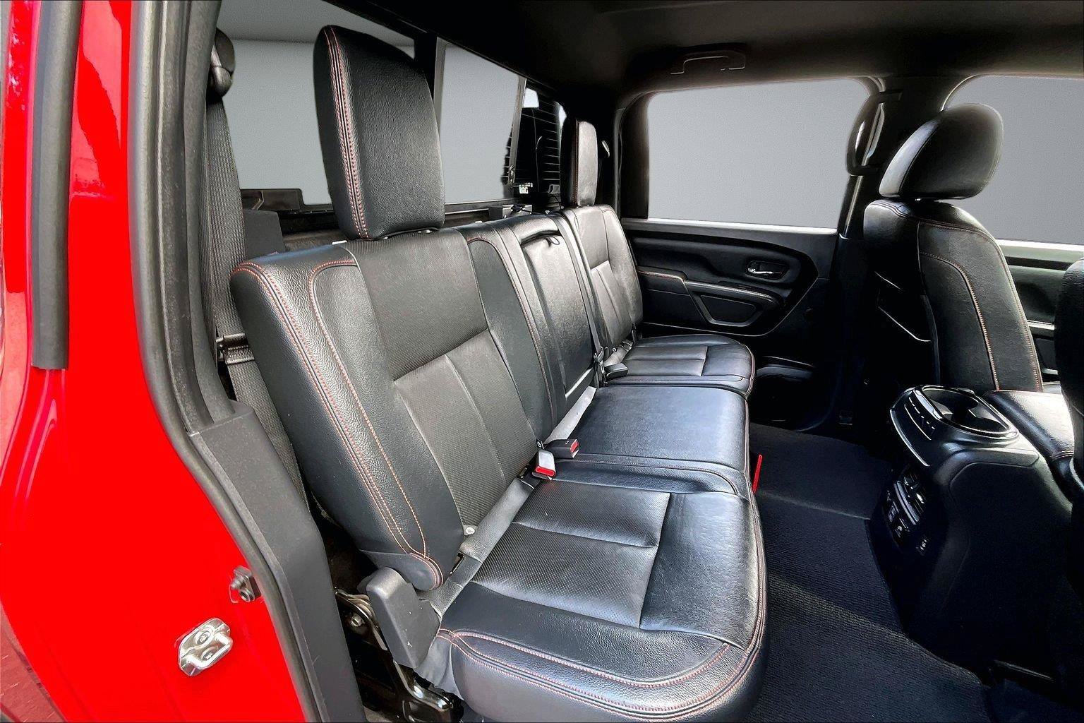 Used 2021 Nissan Titan PRO-4X w/ Pro-4x Convenience Package AWD/4WD image 27