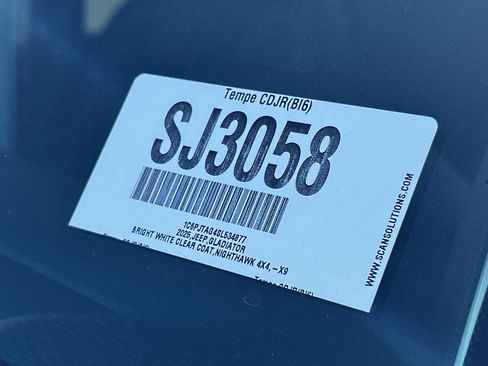 New 2025 Jeep Gladiator Sport AWD/4WD image 23