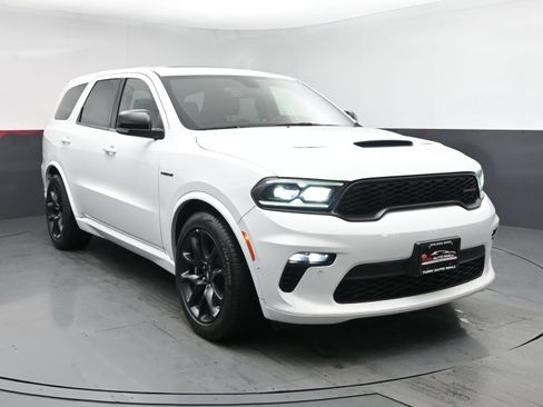 Used 2022 Dodge Durango R/T w/ Tow 'N Go Package AWD/4WD image 2