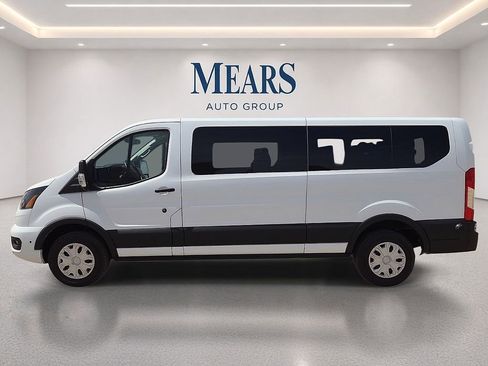 Used 2024 Ford Transit 350 XLT RWD image 2