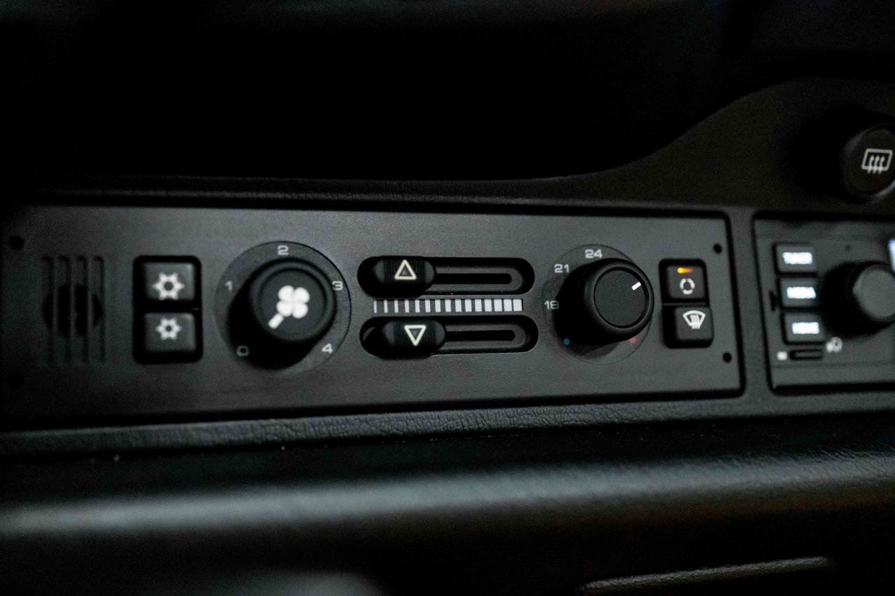 Used 1998 Porsche 911 Carrera 4S AWD/4WD image 47