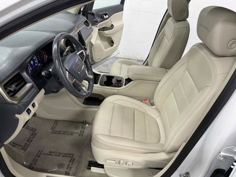 Used 2020 GMC Acadia Denali image 12