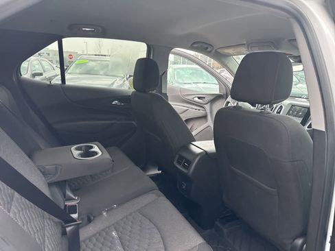 Used 2019 Chevrolet Equinox LT w/ Driver Convenience Package image 21