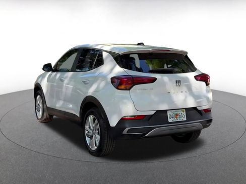 Used 2025 Buick Encore GX Preferred FWD image 12