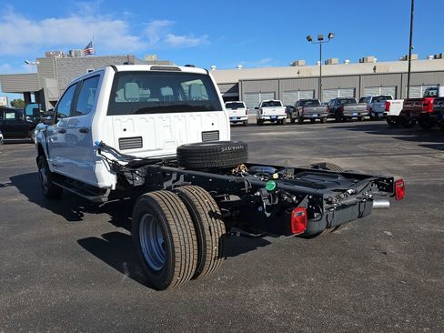 New 2025 Ford F350 XL image 9